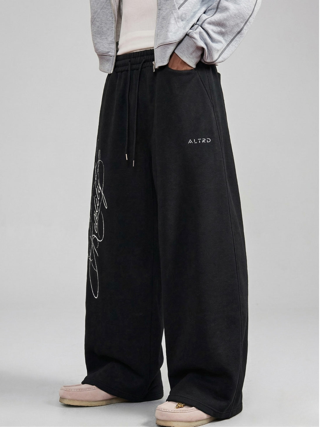 PARADOX WIDE SWEATPANTS
